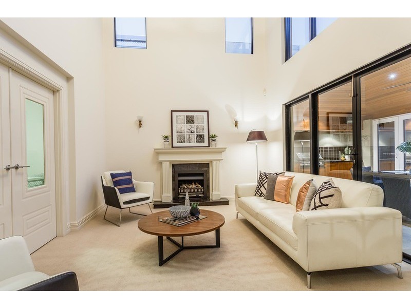 10 Helpman Close, Mosman Park WA 6012