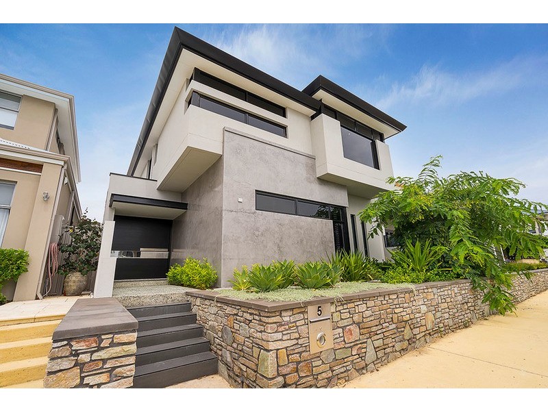 5 Appleberry Street, Churchlands WA 6018