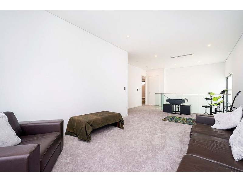 5 Appleberry Street, Churchlands WA 6018