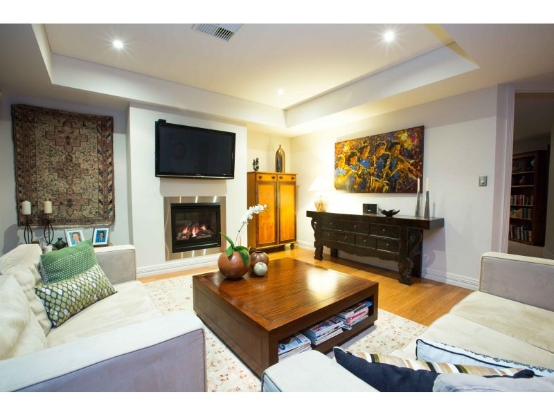 5 Van Kleef Circuit, Mount Claremont WA 6010