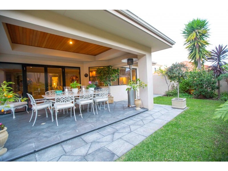 5 Van Kleef Circuit, Mount Claremont WA 6010