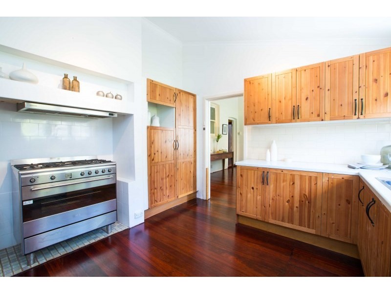 5 Corry Lynn Road, Claremont WA 6010