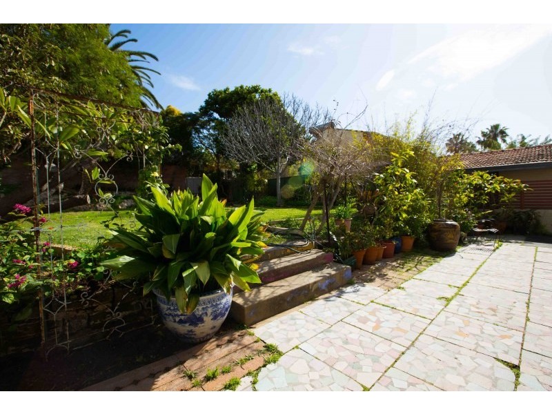 5 Corry Lynn Road, Claremont WA 6010