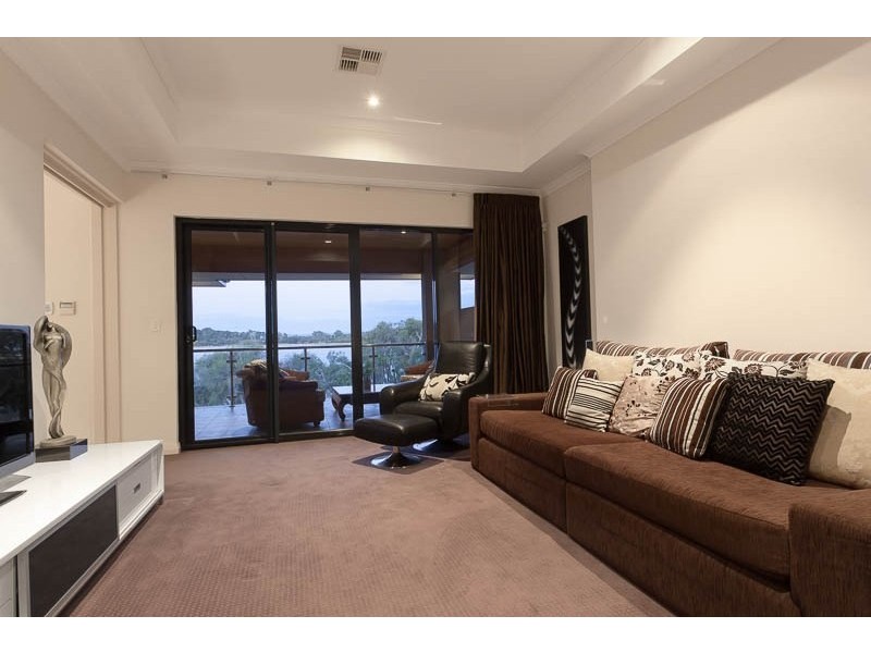 157 The Esplanade, Mount Pleasant WA 6153