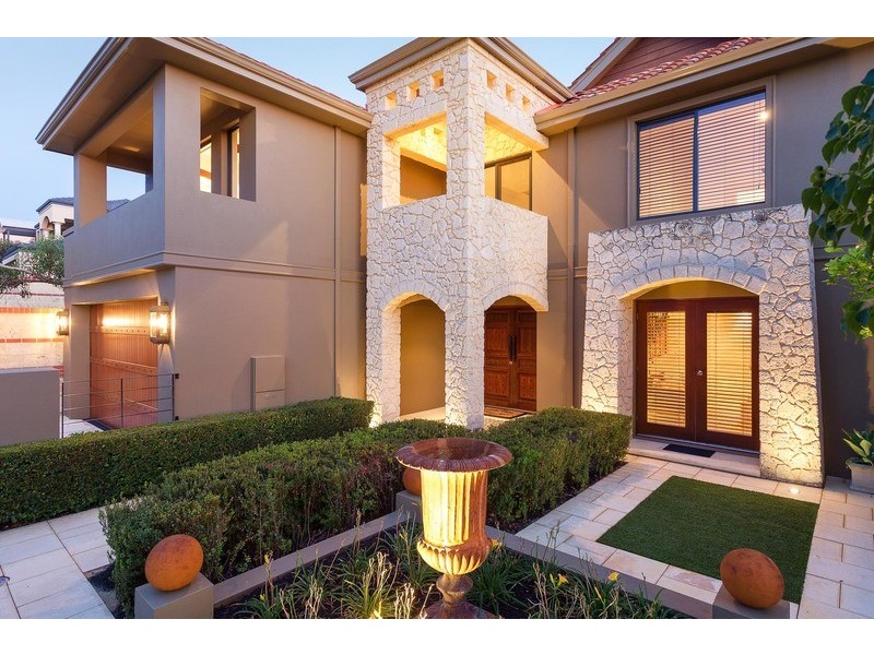 23 Van Kleef Circuit, Mount Claremont WA 6010