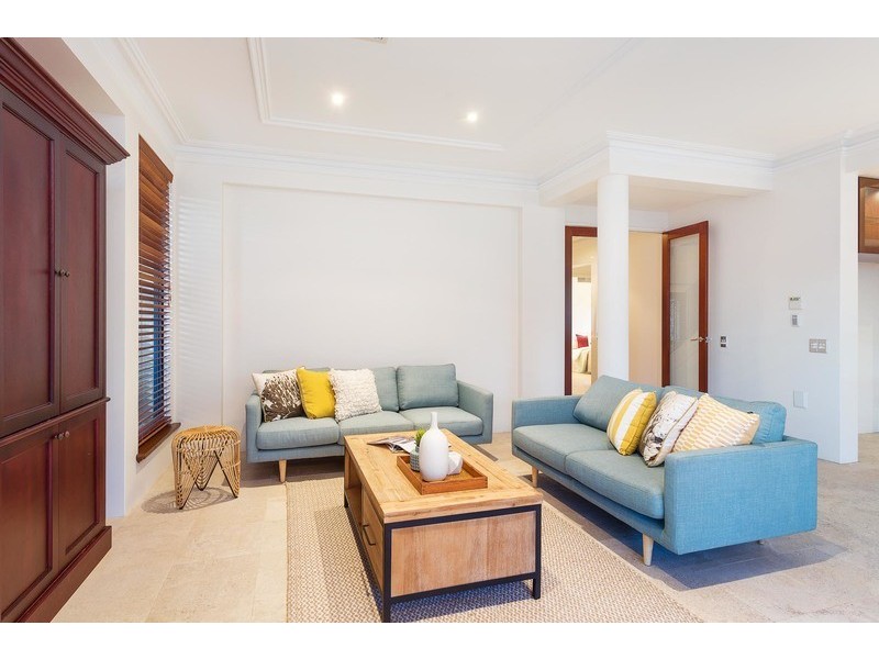 23 Van Kleef Circuit, Mount Claremont WA 6010