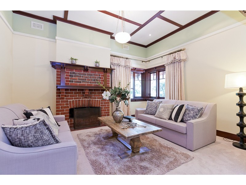 18 Tyrell Street, Nedlands WA 6009