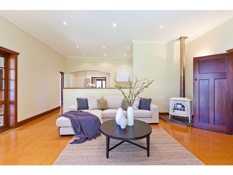 18 Tyrell Street, Nedlands WA 6009