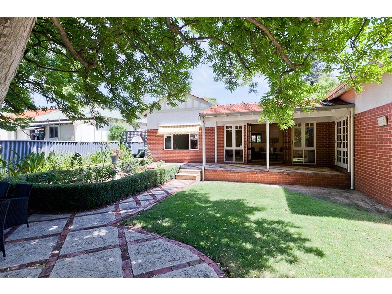 18 Tyrell Street, Nedlands WA 6009