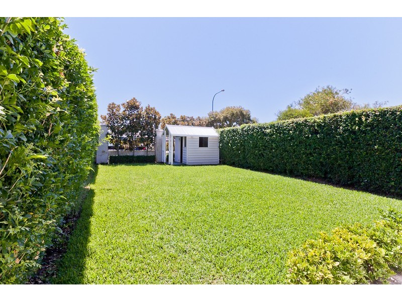 77 Rosewood Avenue, Woodlands WA 6018