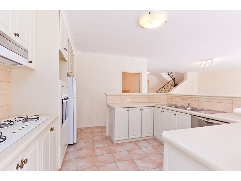 9 Lambeth Mews, Mount Claremont WA 6010