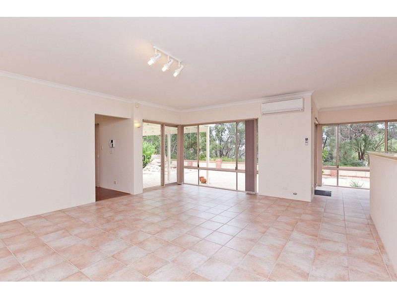 9 Lambeth Mews, Mount Claremont WA 6010