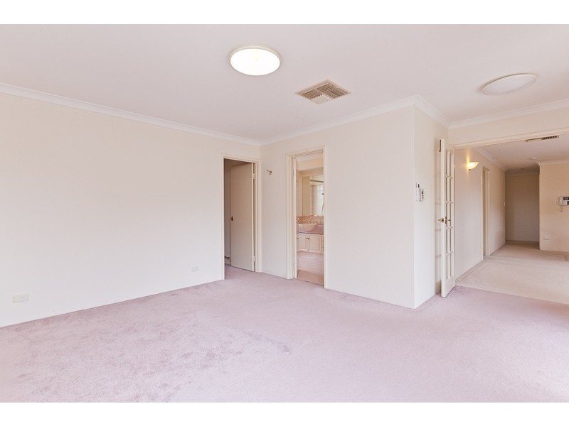 9 Lambeth Mews, Mount Claremont WA 6010