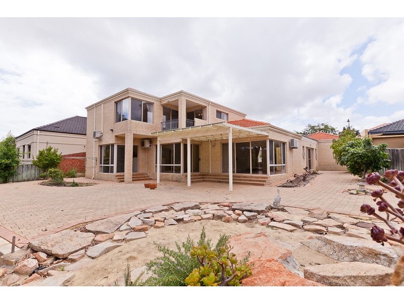 9 Lambeth Mews, Mount Claremont WA 6010