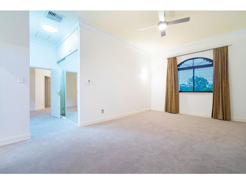 38 Philip Road, Dalkeith WA 6009