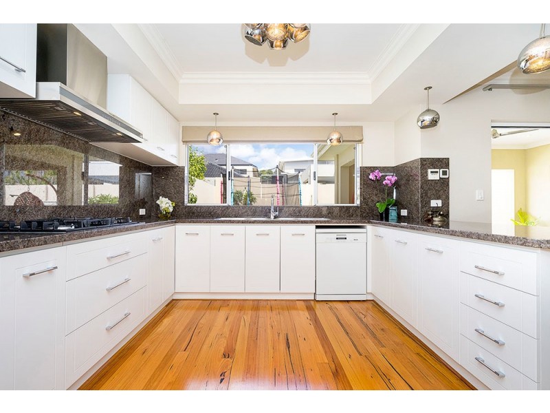 21 Appleberry Street, Churchlands WA 6018