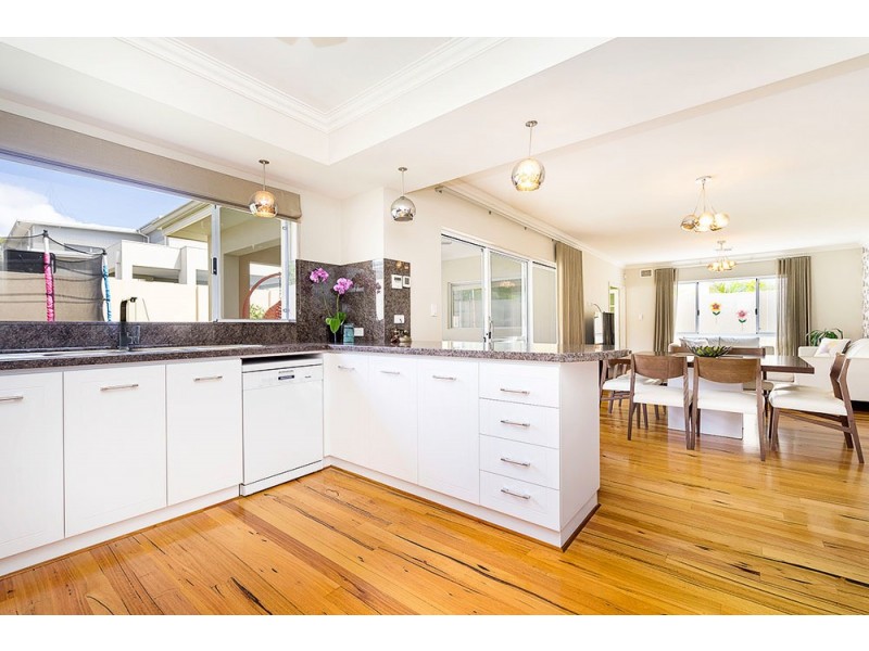 21 Appleberry Street, Churchlands WA 6018