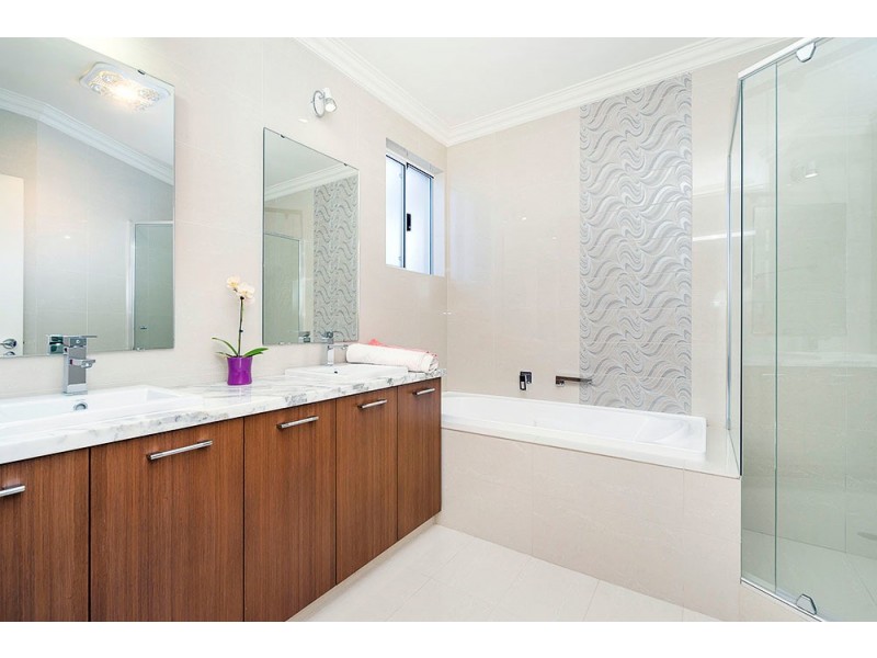 21 Appleberry Street, Churchlands WA 6018