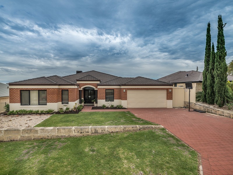 3 Jalna Way, Carramar WA 6031
