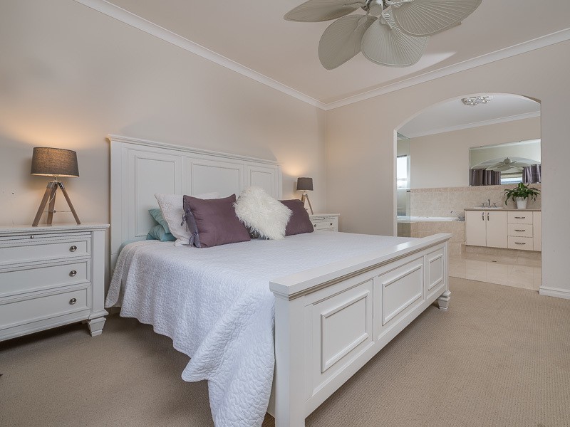 3 Jalna Way, Carramar WA 6031