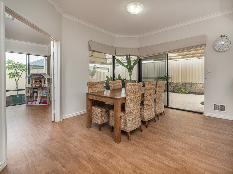 3 Jalna Way, Carramar WA 6031