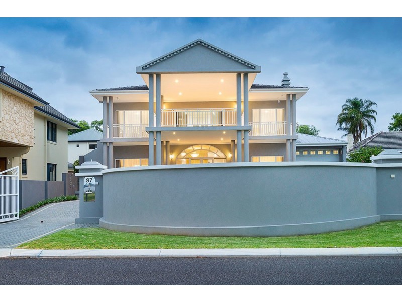 97 Melville Beach Road, Applecross WA 6153