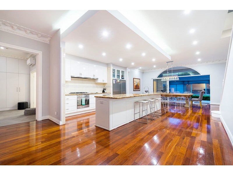 97 Melville Beach Road, Applecross WA 6153