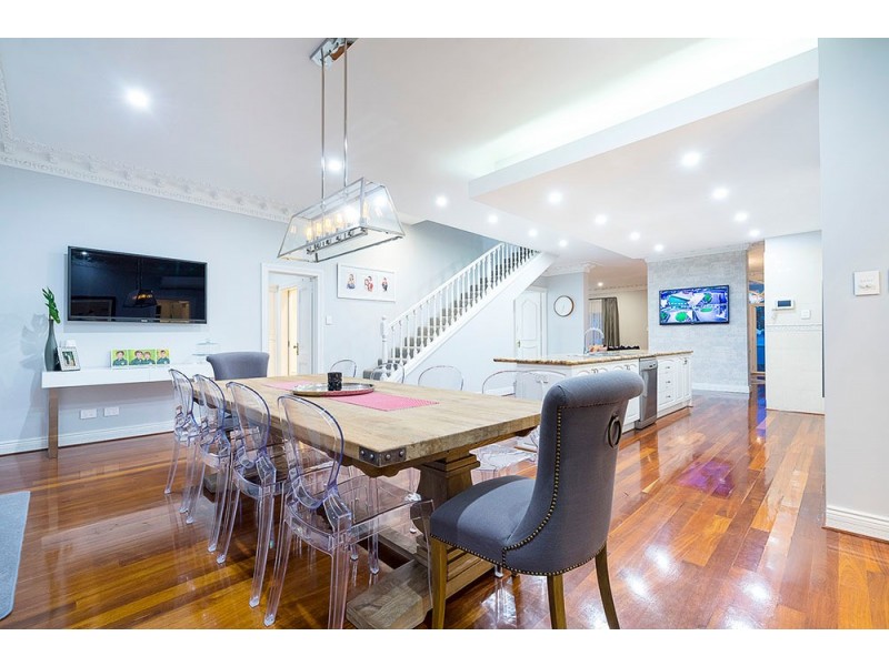 97 Melville Beach Road, Applecross WA 6153