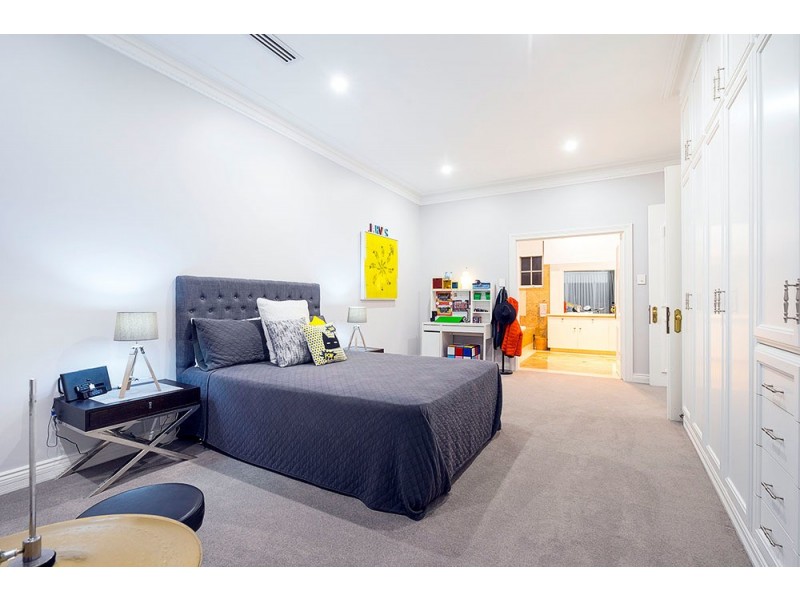 97 Melville Beach Road, Applecross WA 6153