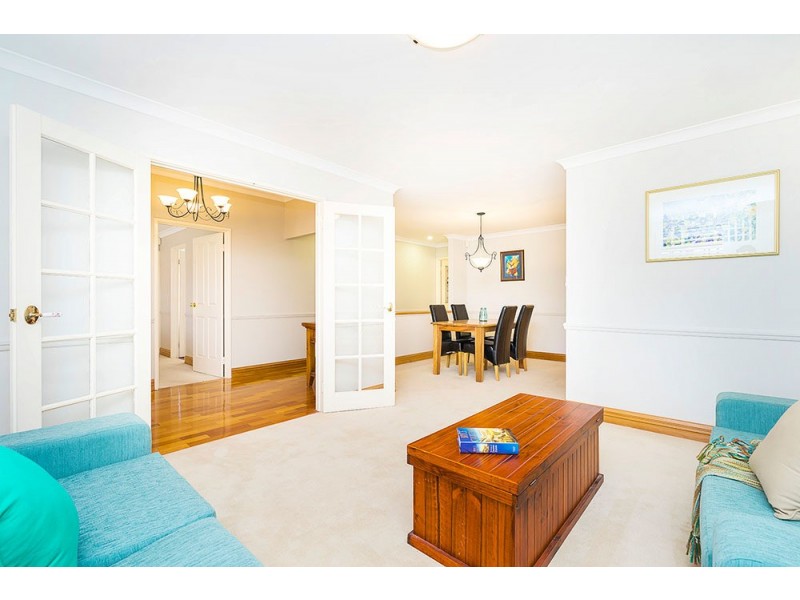 10 St Pierre Circuit, Currambine WA 6028