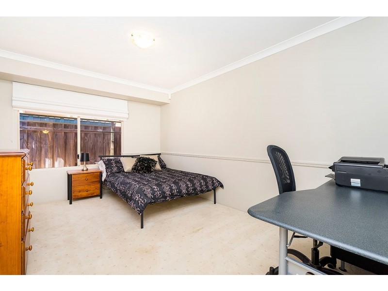 10 St Pierre Circuit, Currambine WA 6028