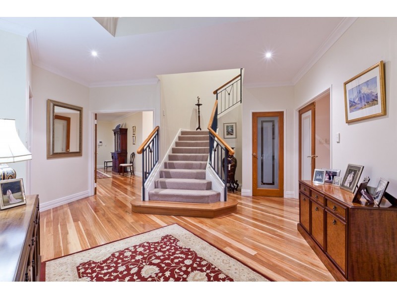 2 Palmer Street, Attadale WA 6156