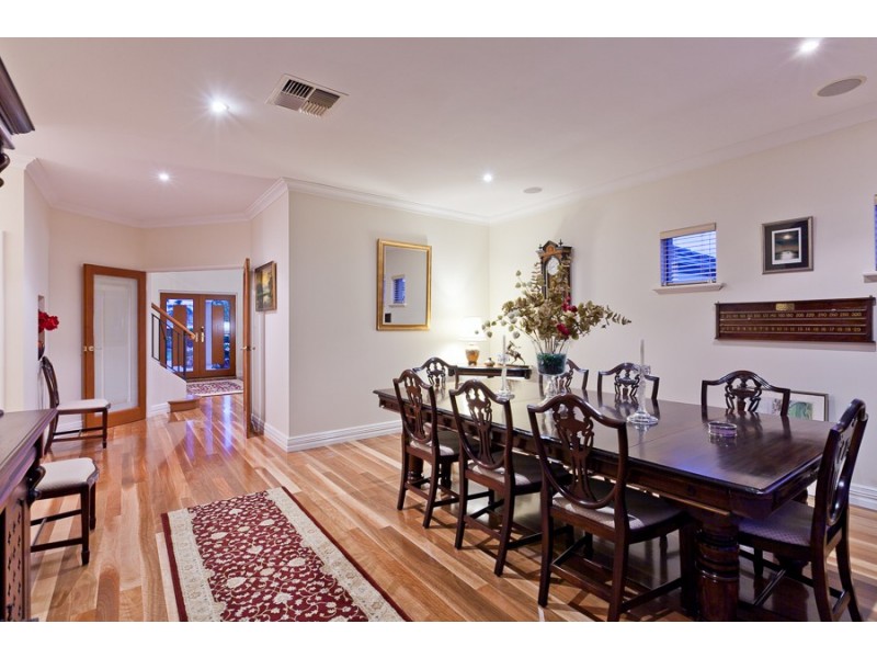 2 Palmer Street, Attadale WA 6156