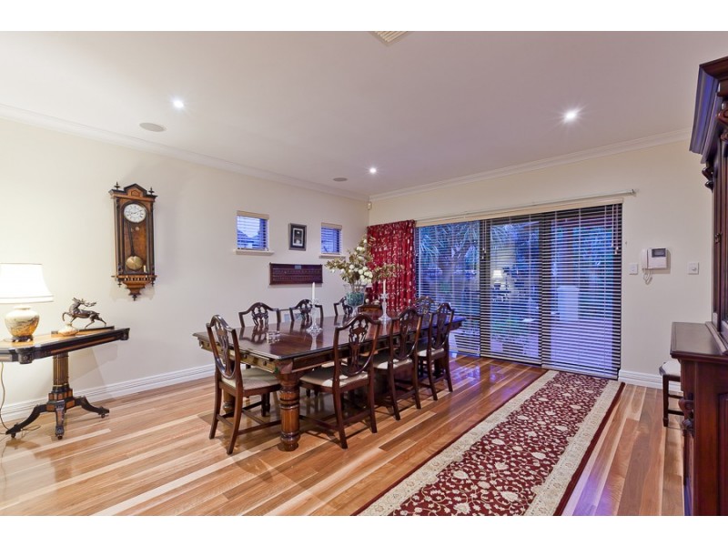 2 Palmer Street, Attadale WA 6156