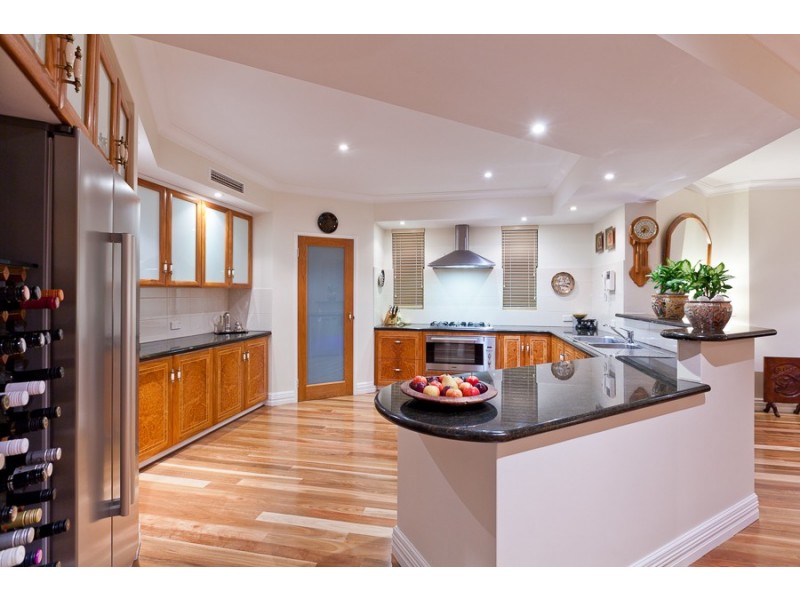 2 Palmer Street, Attadale WA 6156