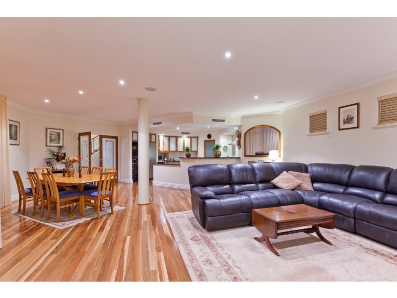 2 Palmer Street, Attadale WA 6156