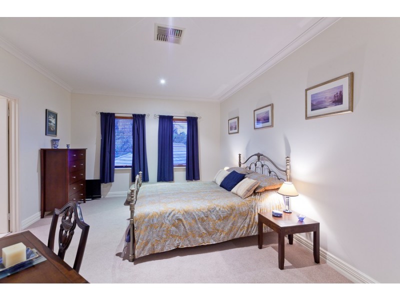 2 Palmer Street, Attadale WA 6156
