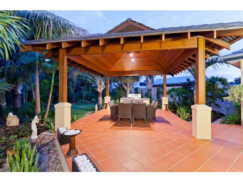 2 Palmer Street, Attadale WA 6156