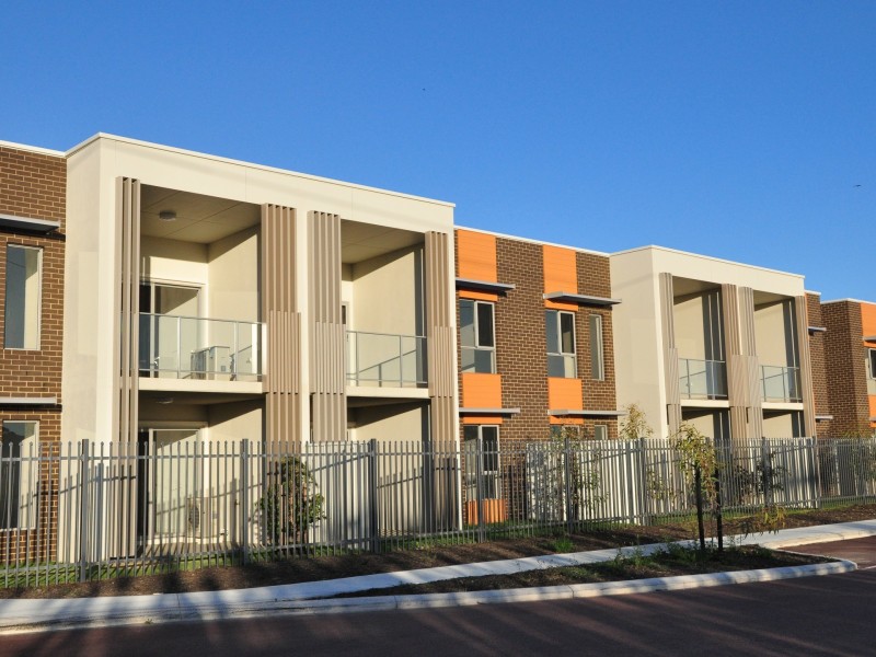 33/16 Grey Street, Cannington WA 6107