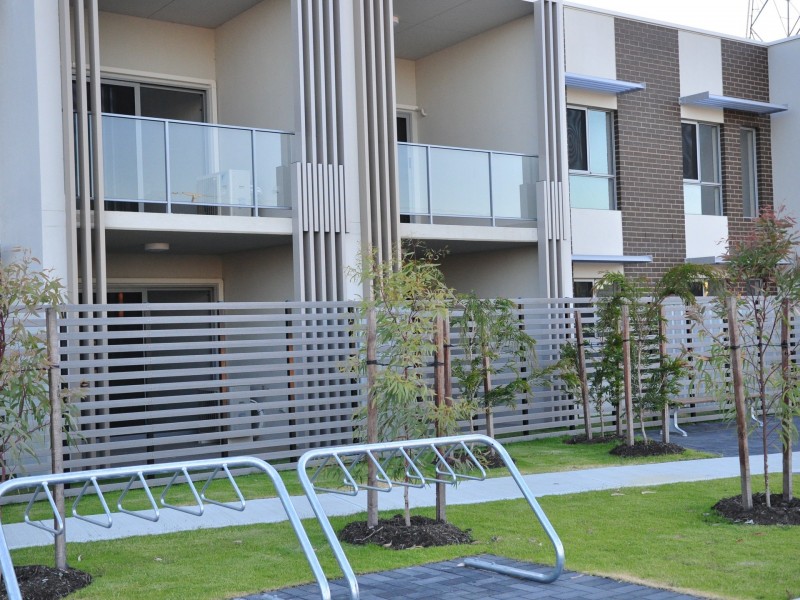 33/16 Grey Street, Cannington WA 6107