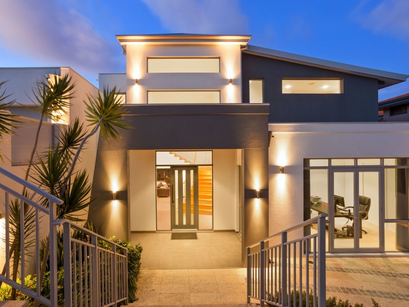 48 Locke Crescent, East Fremantle WA 6158