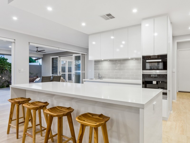 52 Kathleen Street, Cottesloe WA 6011