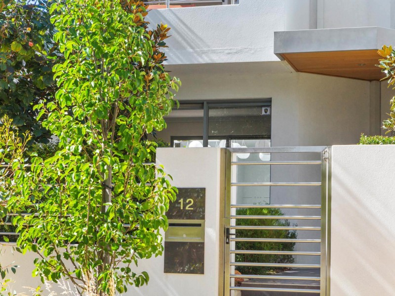 12 Coneflower Corner, Churchlands WA 6018