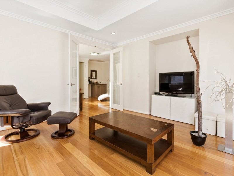 12 Coneflower Corner, Churchlands WA 6018