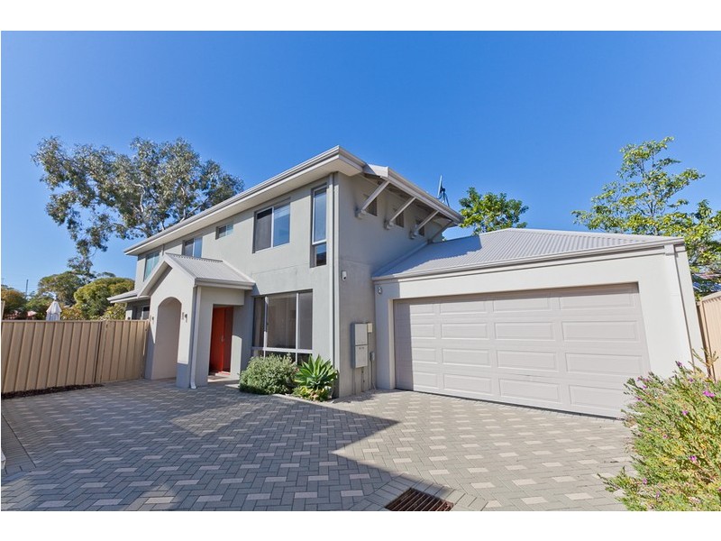 9C Watkins Street, Fremantle WA 6160