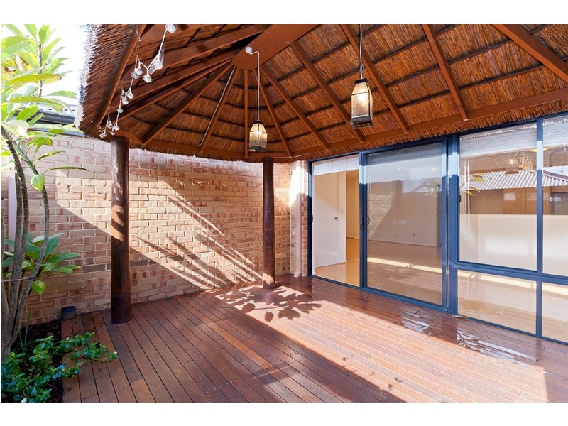 3/317 Scarborough Beach Road, Woodlands WA 6018