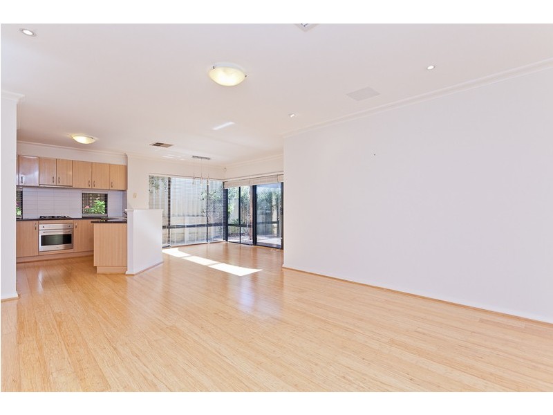 3/317 Scarborough Beach Road, Woodlands WA 6018