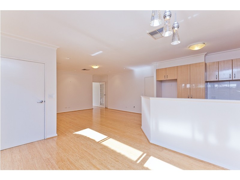 3/317 Scarborough Beach Road, Woodlands WA 6018