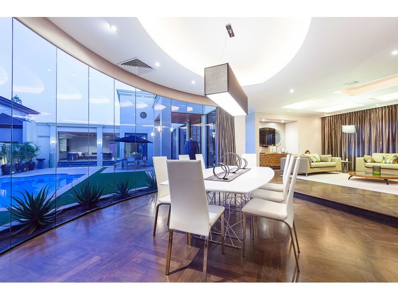 38 Hobbs Avenue, Dalkeith WA 6009