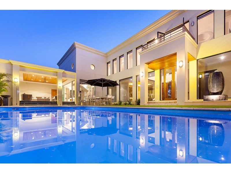 38 Hobbs Avenue, Dalkeith WA 6009